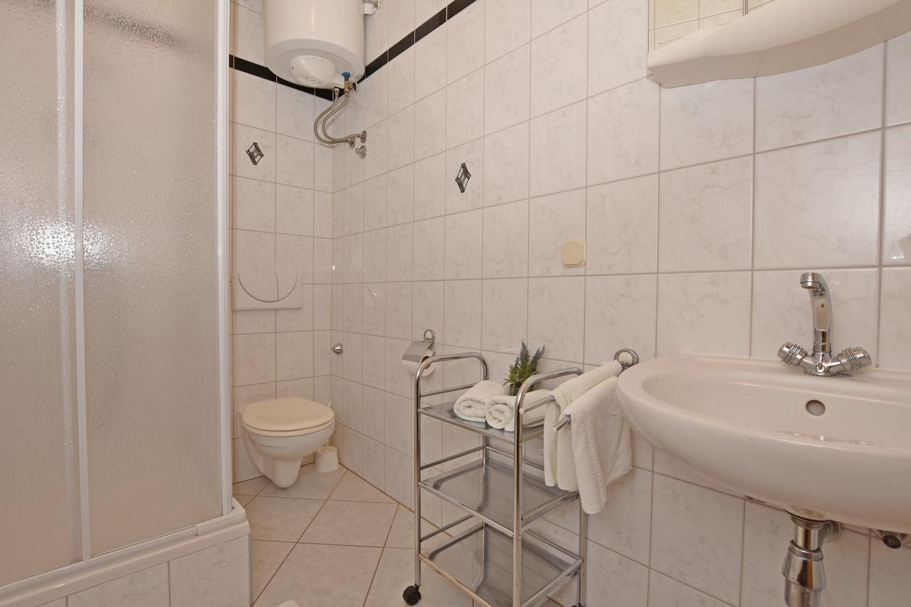 Apartment Angelina Brela Kültér fotó
