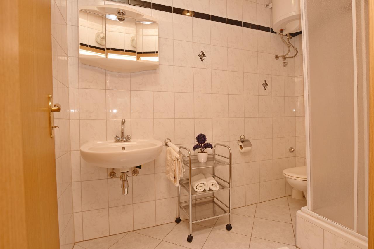 Apartment Angelina Brela Kültér fotó