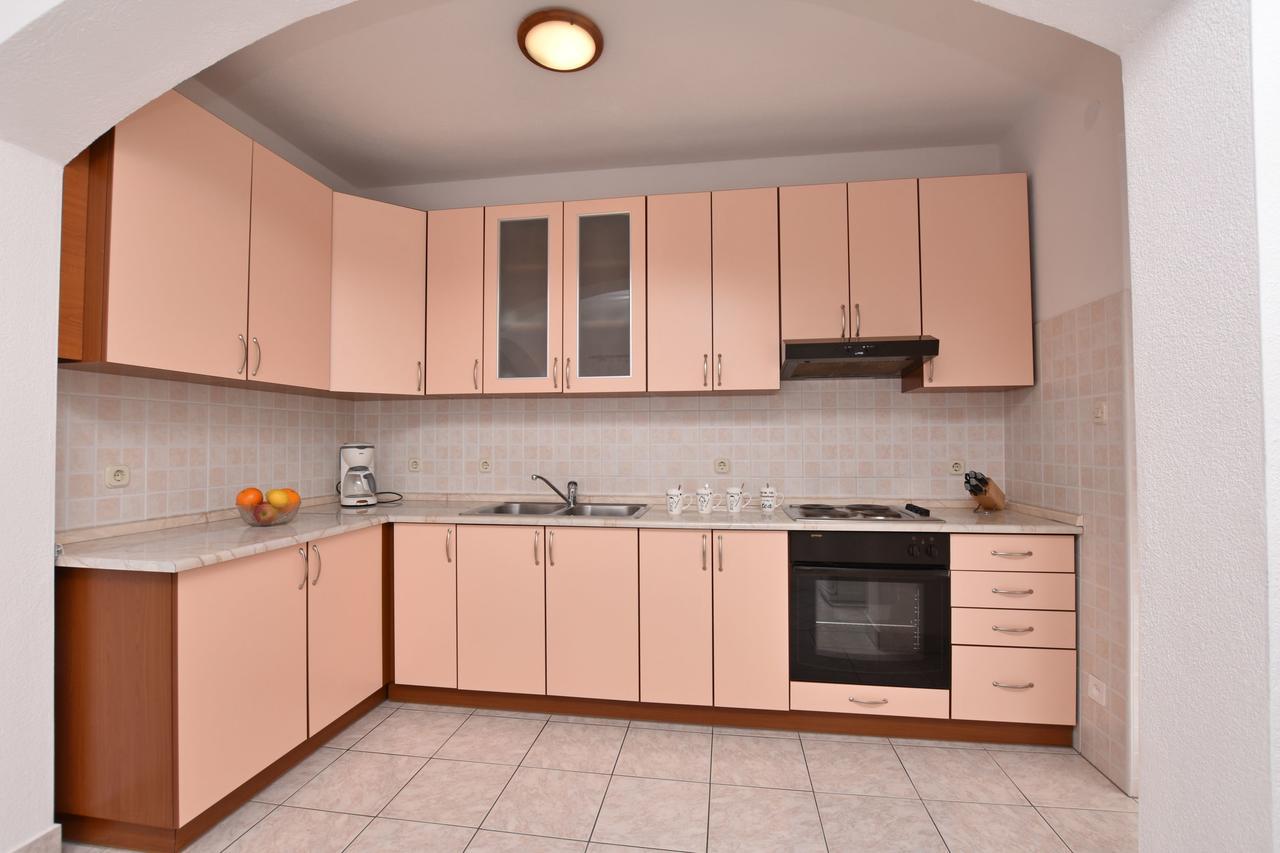 Apartment Angelina Brela Kültér fotó